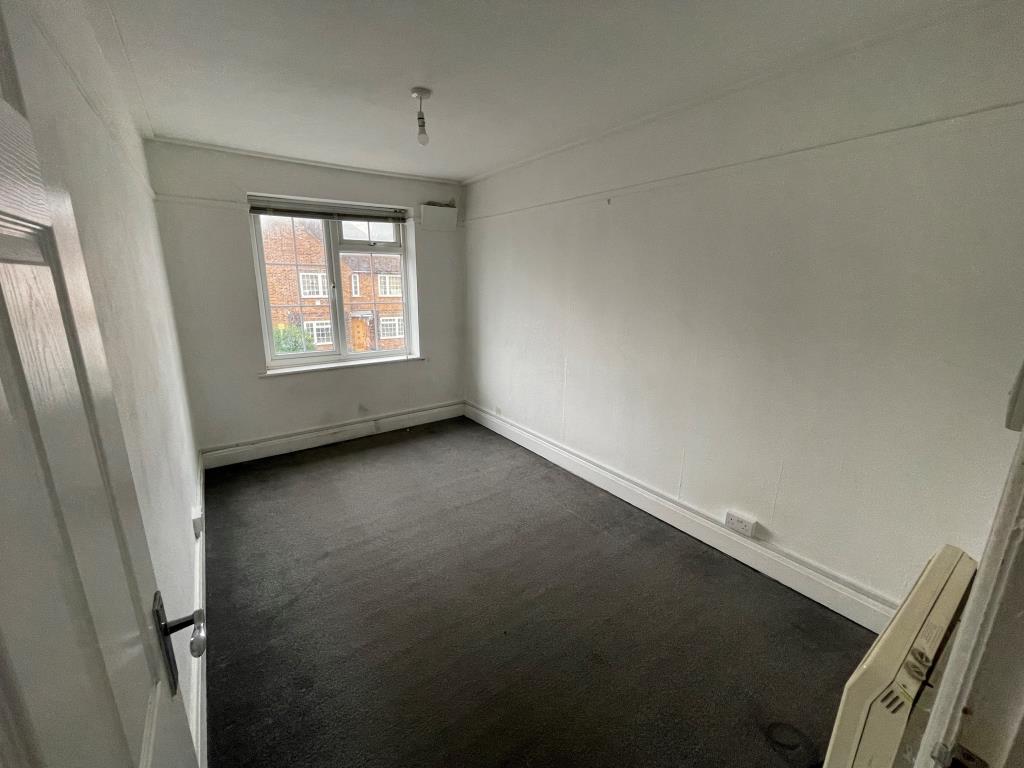 Lot: 152 - VACANT TWO-BEDROOM FLAT - Bedroom two